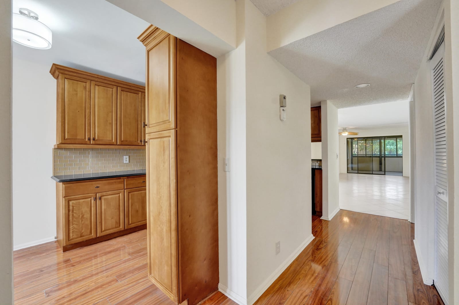 5306 Cedar Lake Drive 201 — photo 5