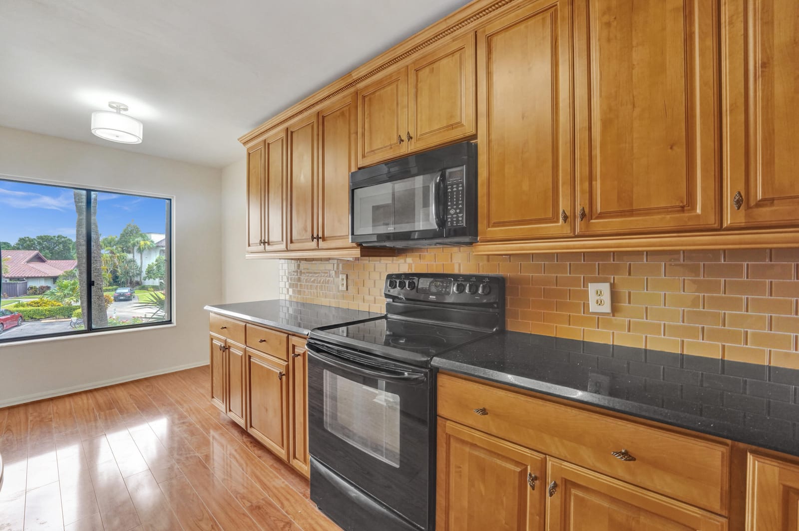 5306 Cedar Lake Drive 201 — photo 9