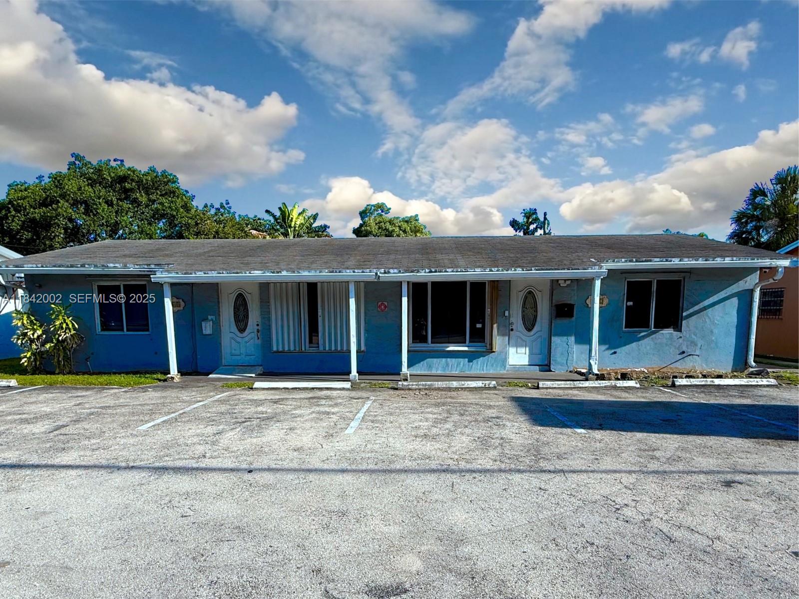 648 W Oakland Park Boulevard, Wilton Manors, FL 33311, Wilton Manors