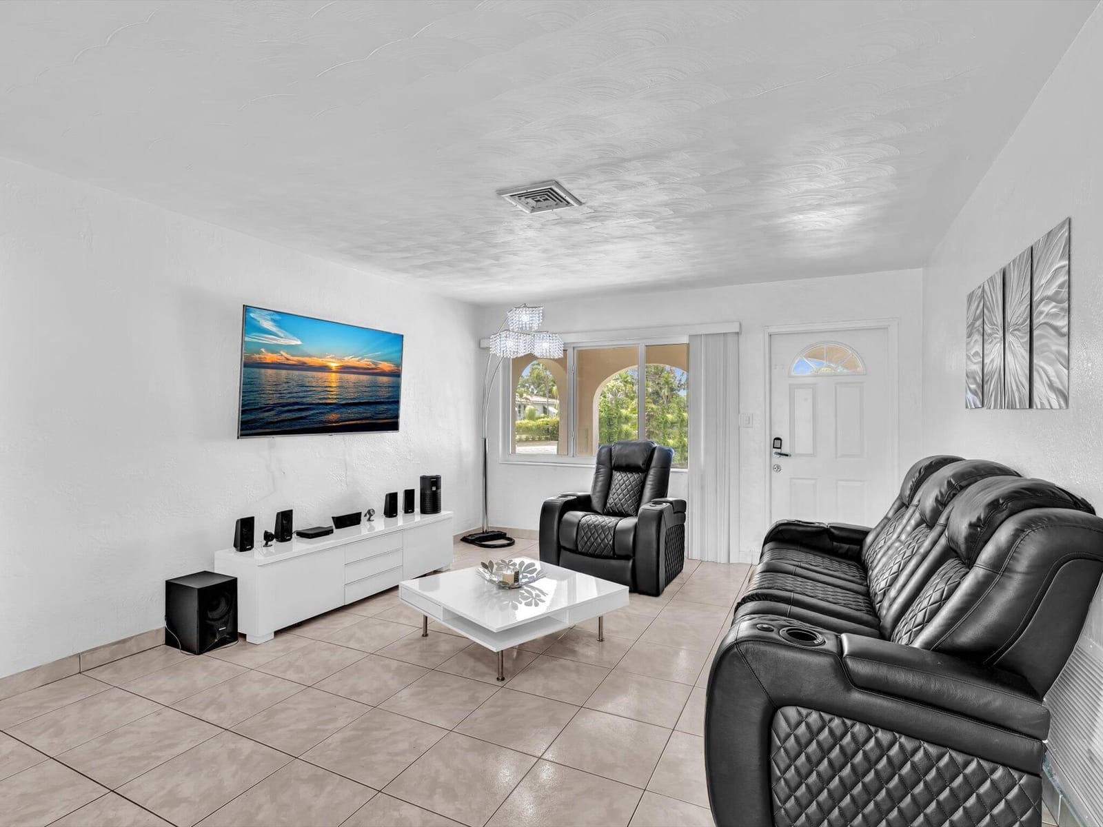 13 SE 14th Street, Dania Beach, FL 33004 photo 4