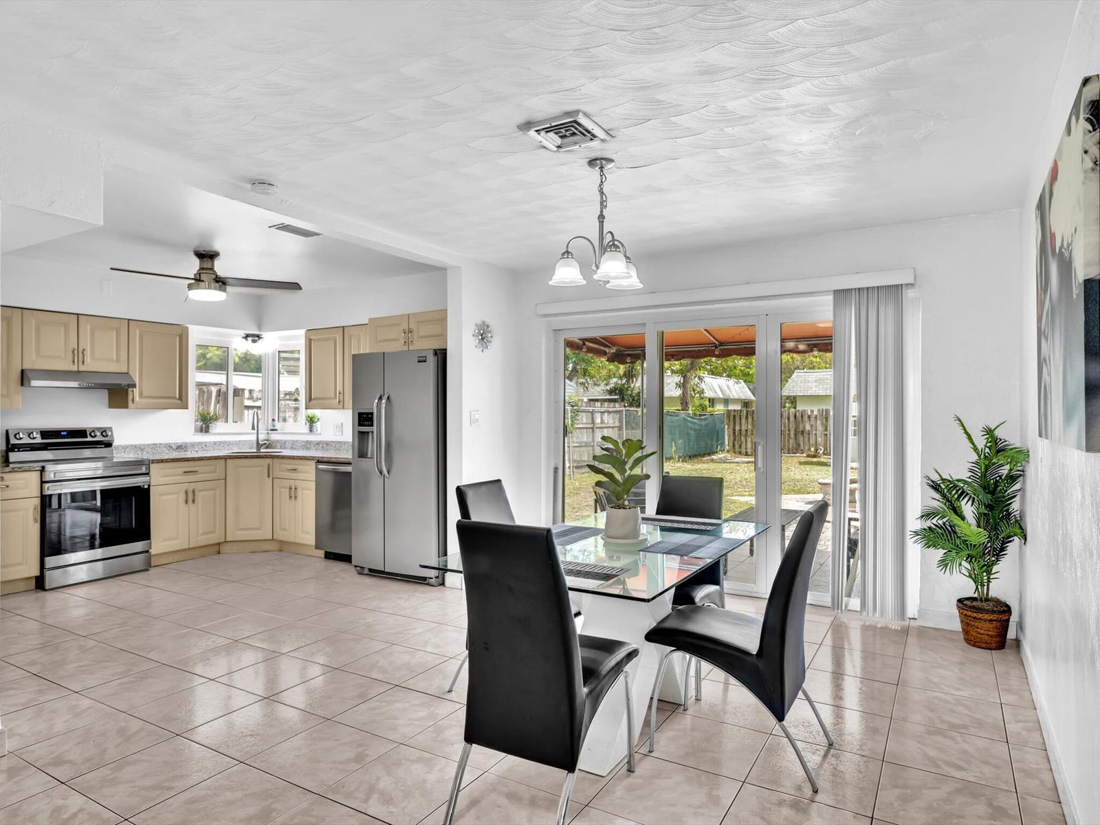 13 SE 14th Street, Dania Beach, FL 33004 photo 6