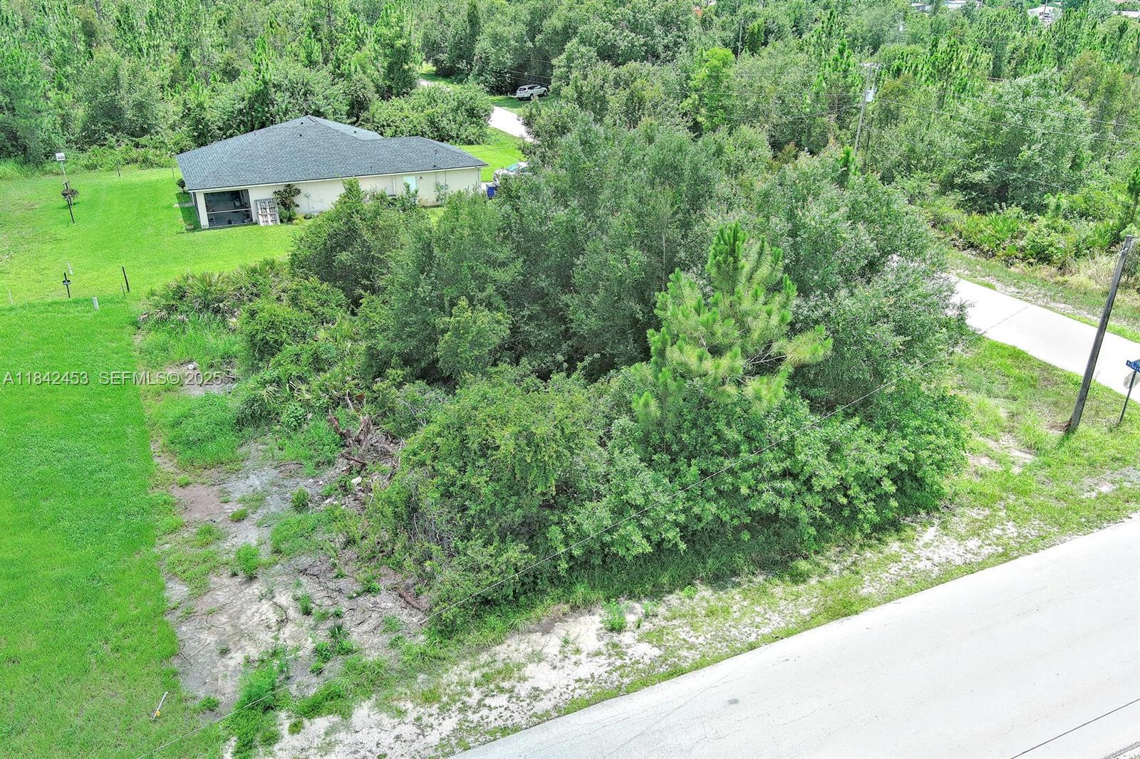 2500 E 10th Street