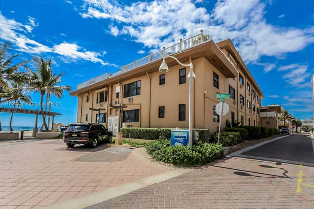 3300 N Surf Road 3A, sold in Ocean Grande Beach Club C, Hollywood, FL