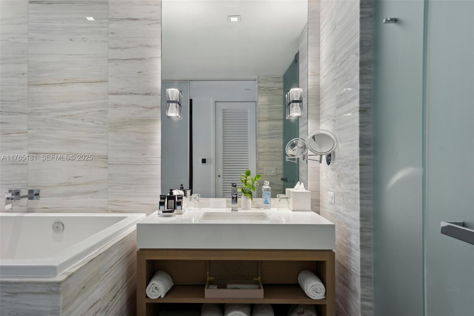 2201 Collins Avenue 336, Miami Beach, FL 33139 photo 13