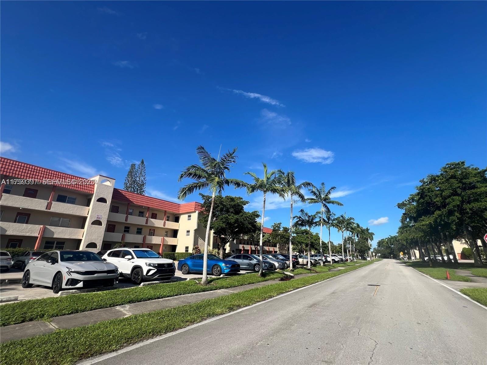 8020 N Sunrise Lakes Drive 108, Sunrise, FL 33322 photo 3