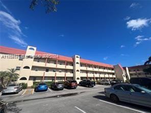 8020 N Sunrise Lakes Drive 108, Sunrise, FL 33322 photo 4