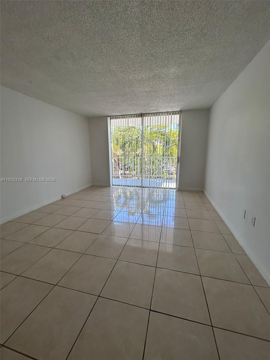 496 NW 165th St Road D-310, Miami, FL 33169, Miami