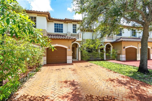 14078 SW 50th Court, sold in Escada, Miramar, FL