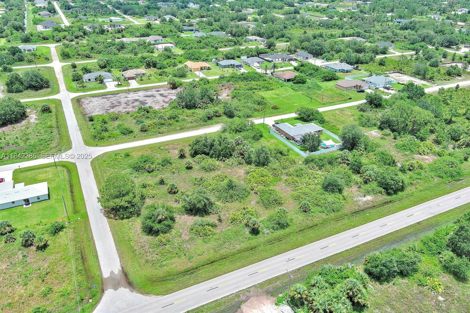 841 Milwaukee Boulevard, Lehigh Acres, FL 33974 photo 18