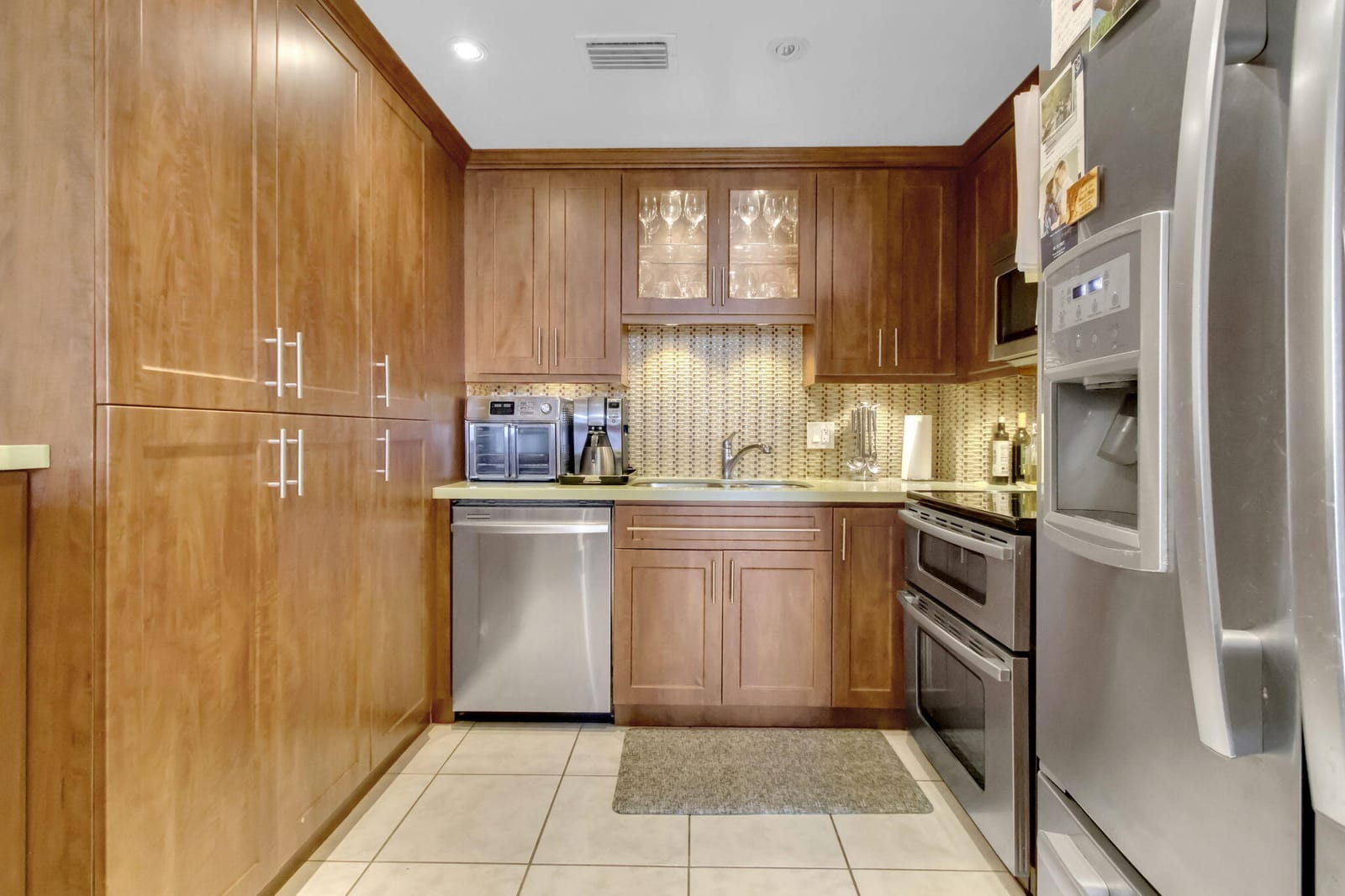 1950 S Ocean Drive 17e, Hallandale Beach, FL 33009 photo 3