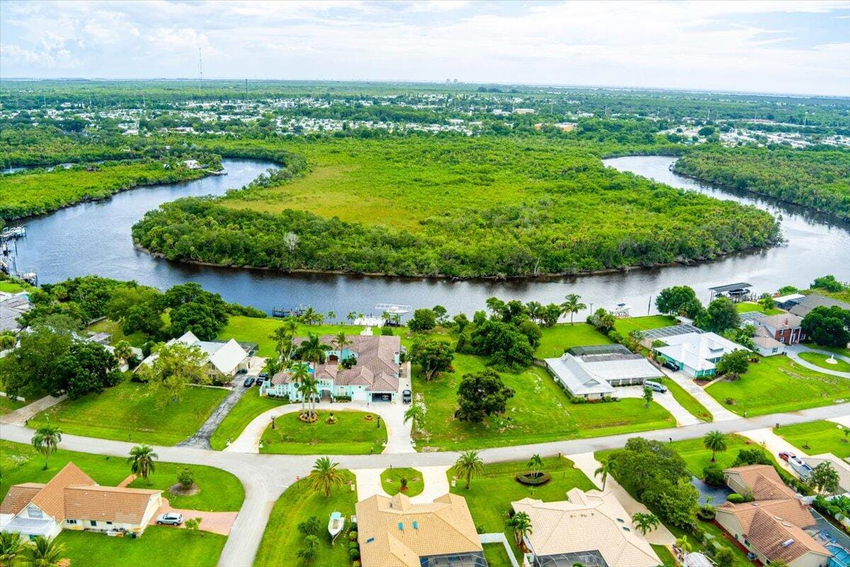 733 SE Hidden River Drive, Port St. Lucie, FL 34983 photo 30