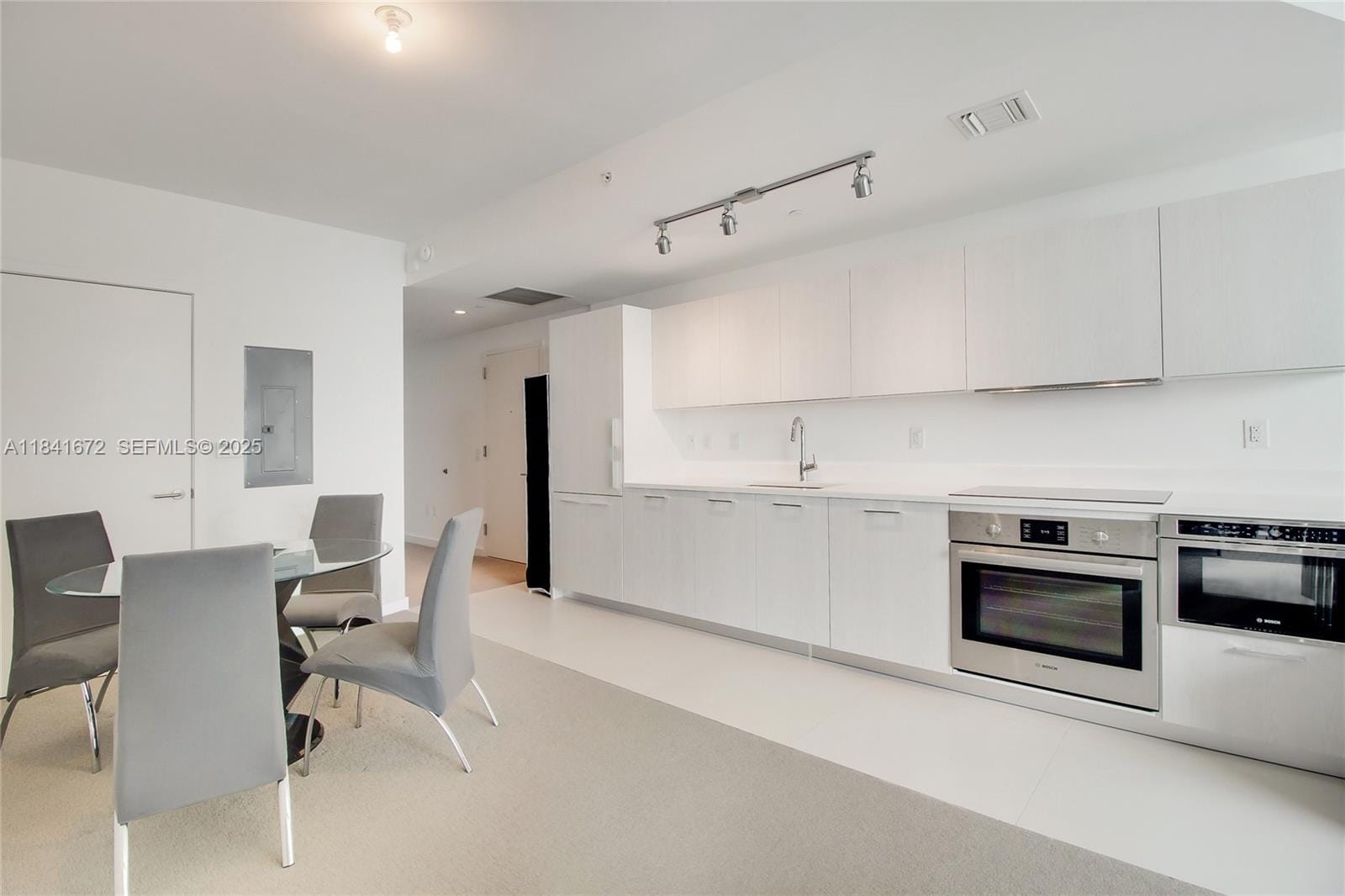 501 NE 31st Street 3607 — photo 4