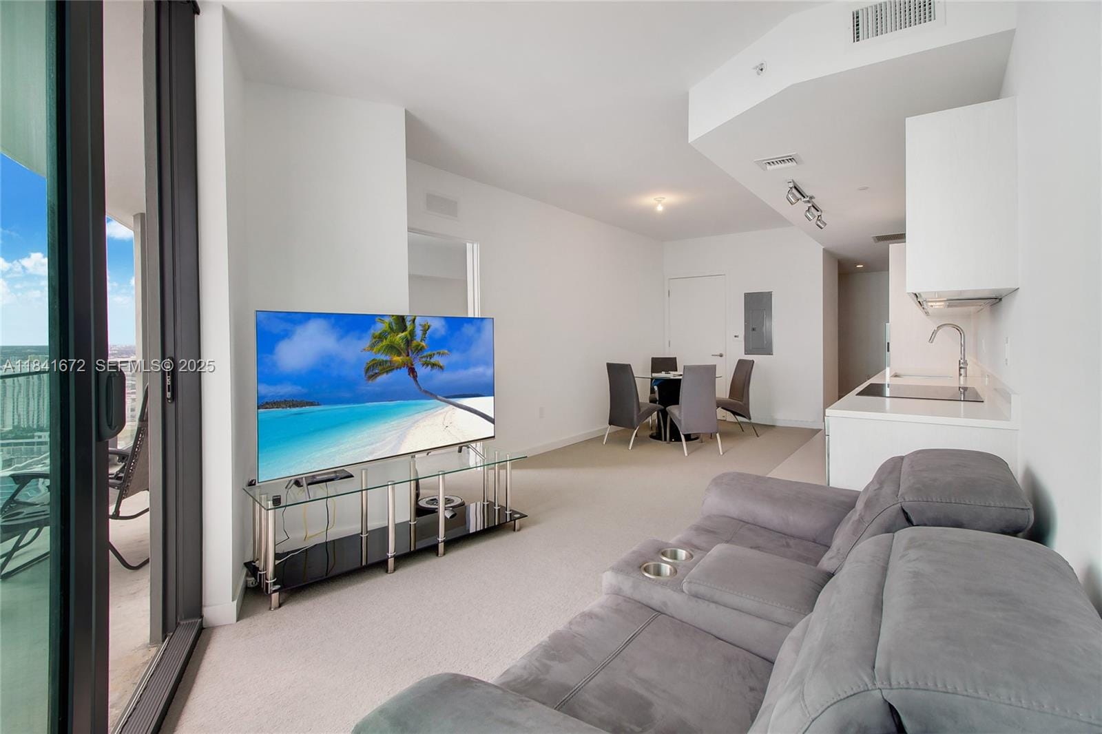 501 NE 31st Street 3607 — photo 5
