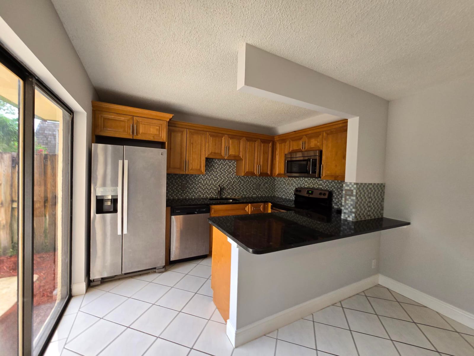 71 Lake Arbor Drive, Palm Springs, FL 33461 photo 8