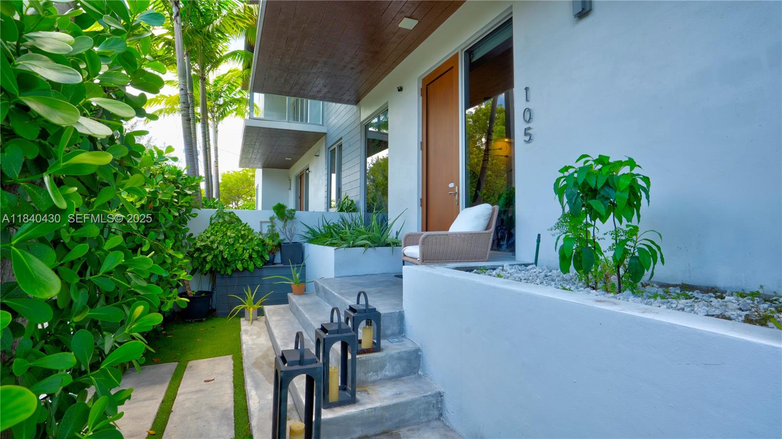 545 SW 11th Street 105, Miami, FL 33129, Miami