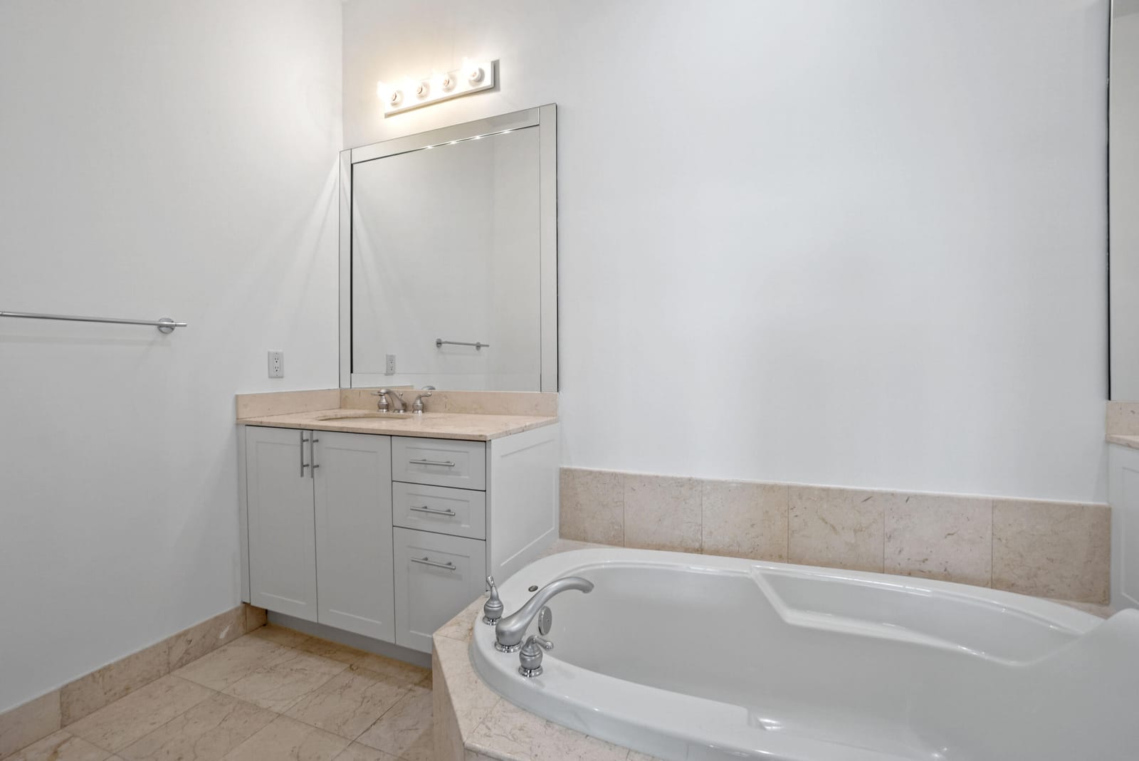 801 S Olive Avenue 211, West Palm Beach, FL 33401 photo 19