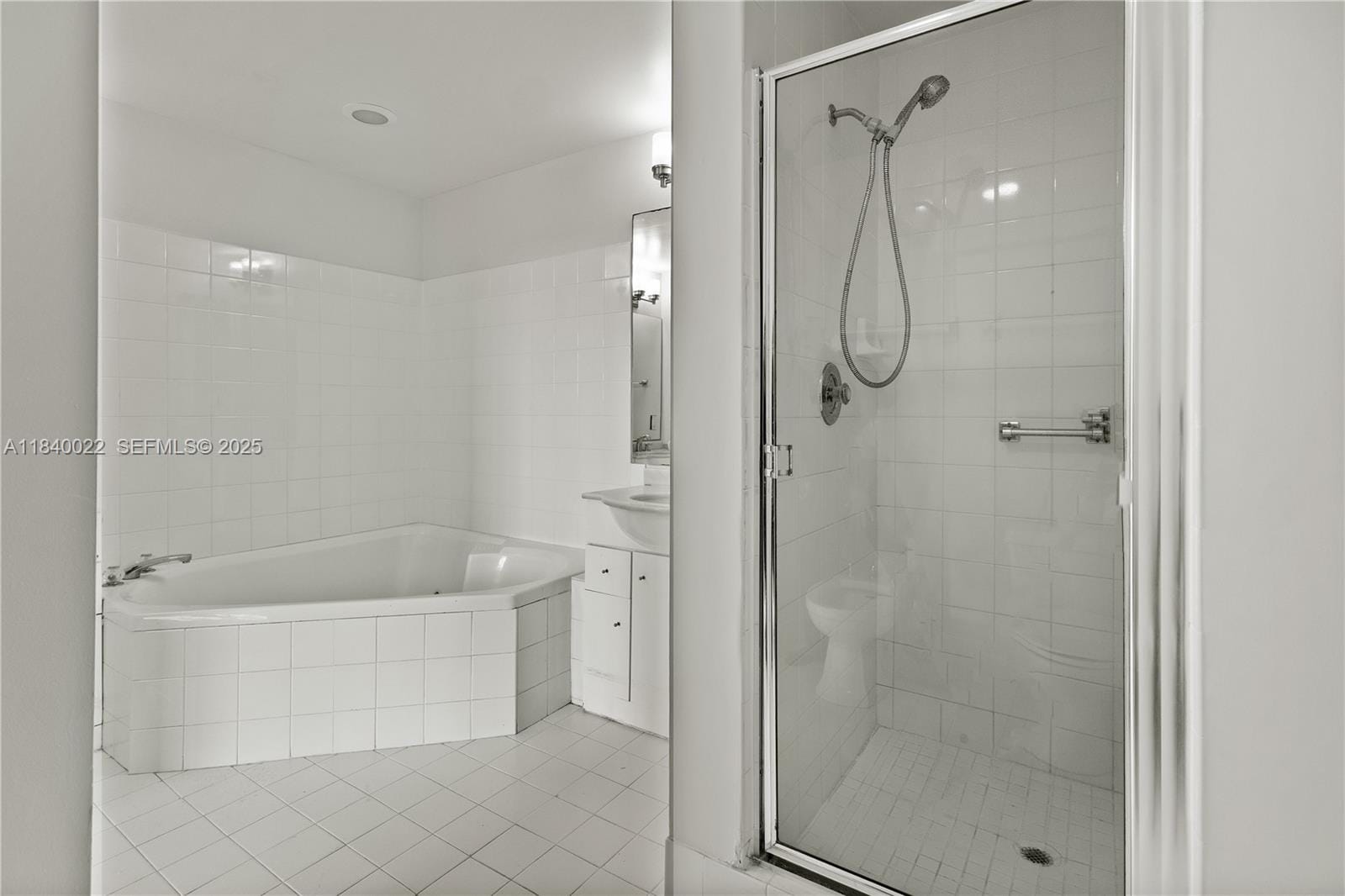 9725 NW 52nd Street 520, Doral, FL 33178 photo 29