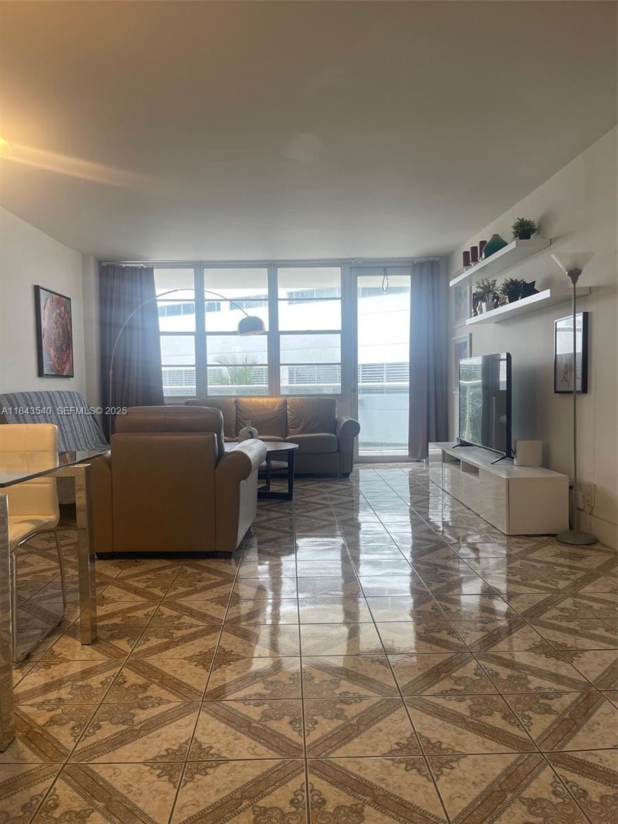 3725 S Ocean Drive 415 — photo 8