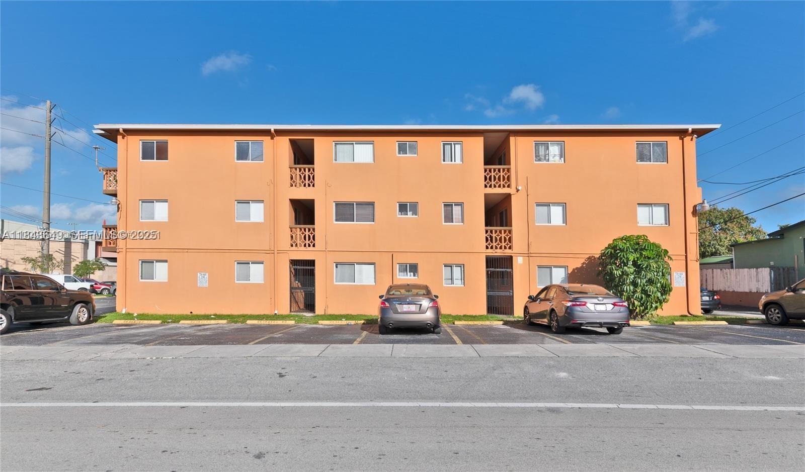 2330 NW 11th Street 47 — photo 5