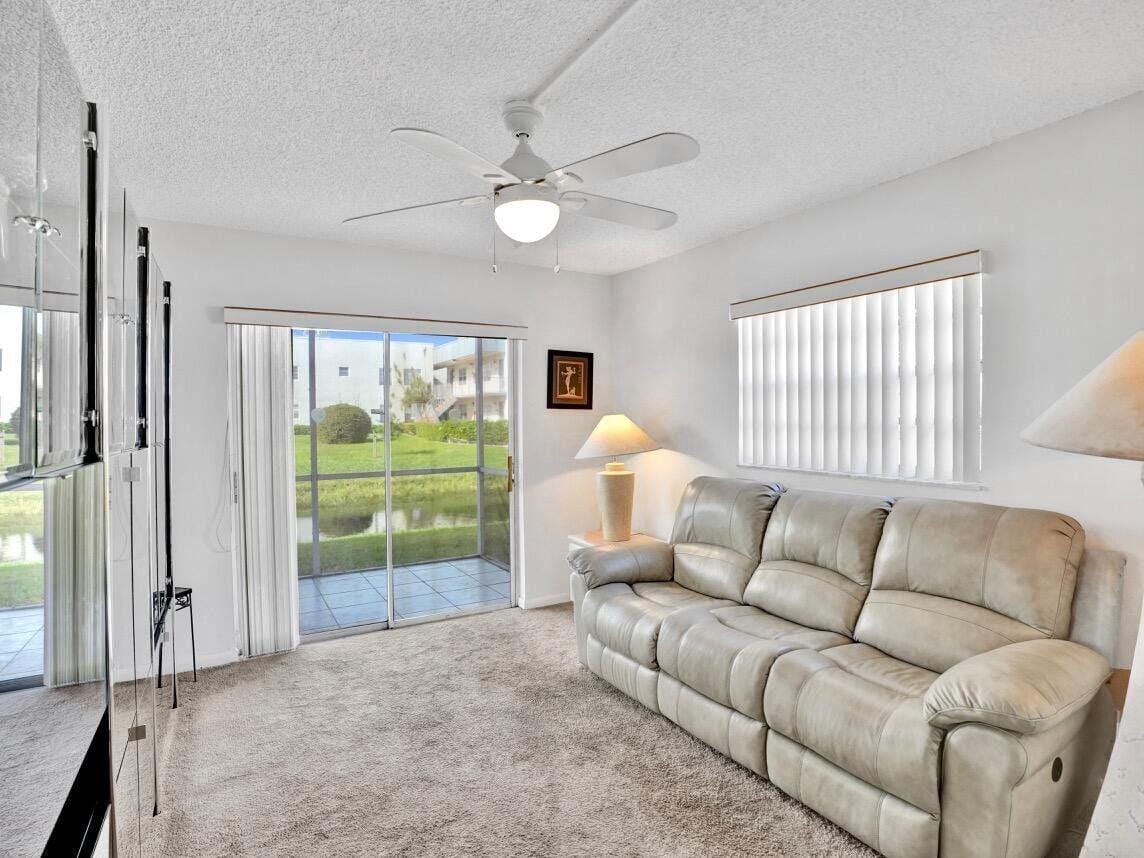 298 Burgundy G, Delray Beach, FL 33484 photo 22