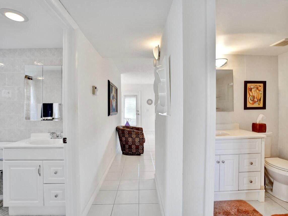 298 Burgundy G, Delray Beach, FL 33484 photo 26