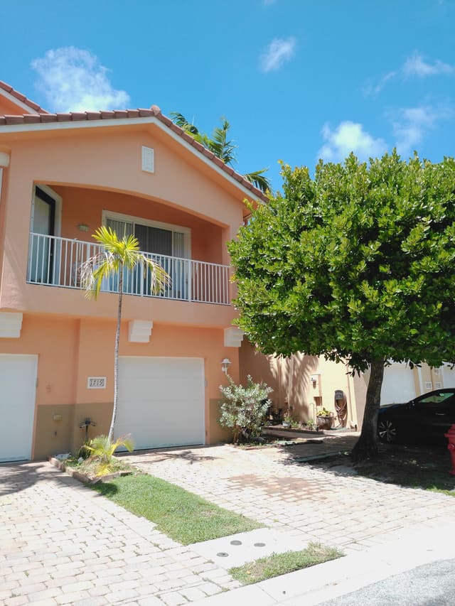 1719 Terracotta Drive, sold in Sierra Bay, Riviera Beach, FL