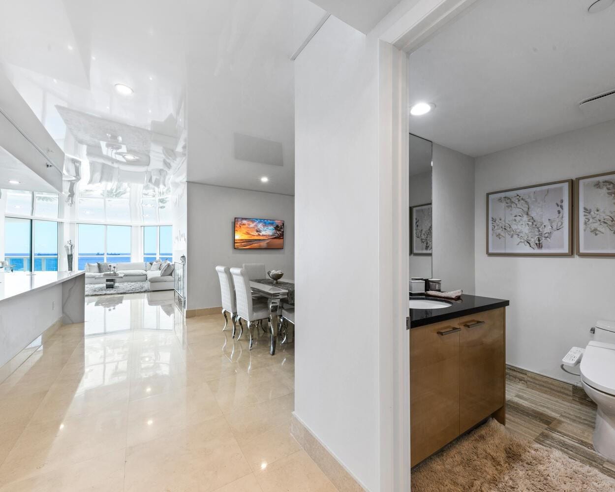 101 S Fort Lauderdale Beach Boulevard 1104 — photo 11