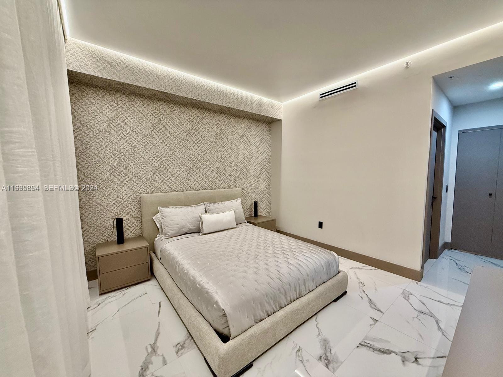 330 Sunny Isles Boulevard 5-603 — photo 8
