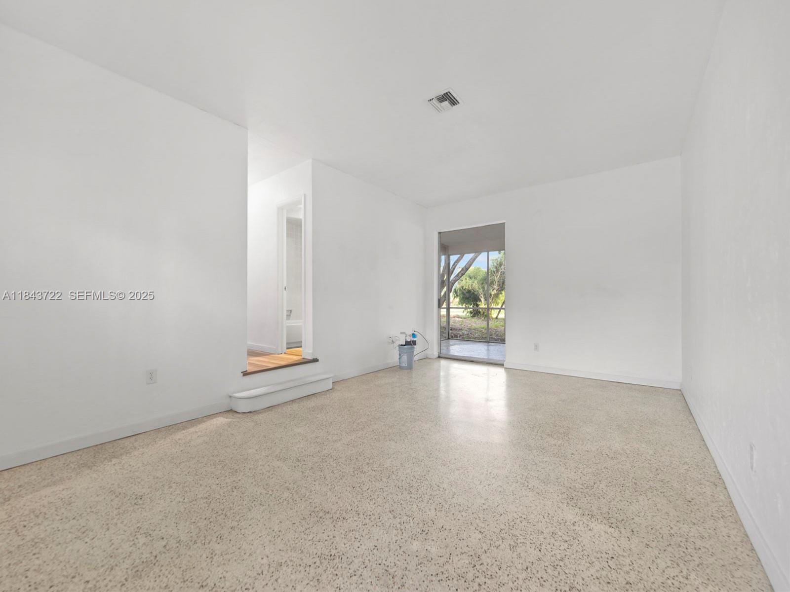 17300 SW 300th Street — photo 4