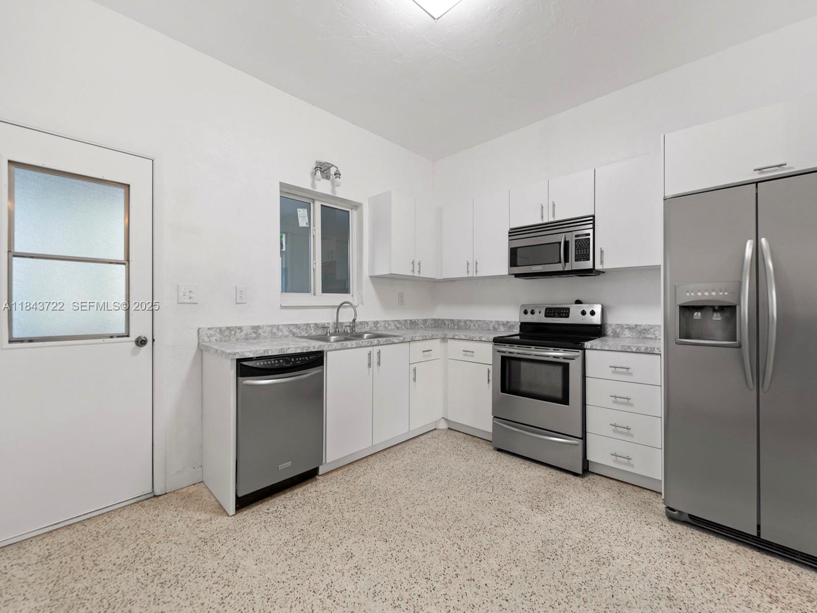 17300 SW 300th Street — photo 8