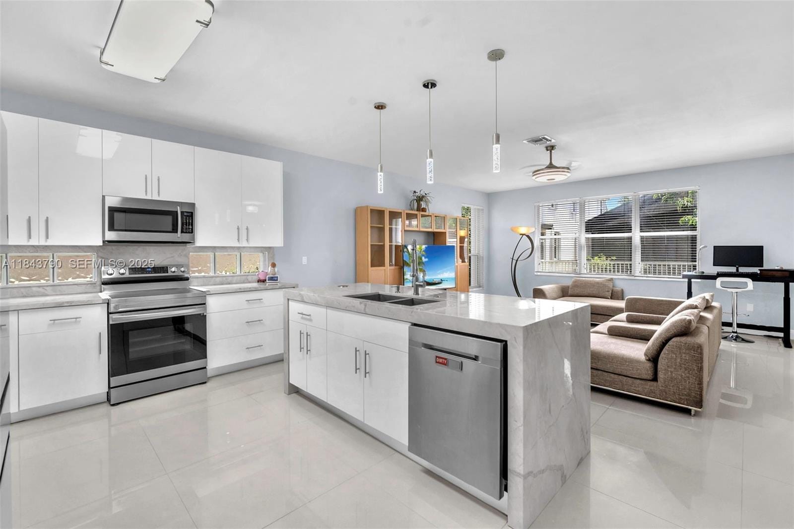 2885 SW 176th Terrace, Miramar, FL 33029 photo 8