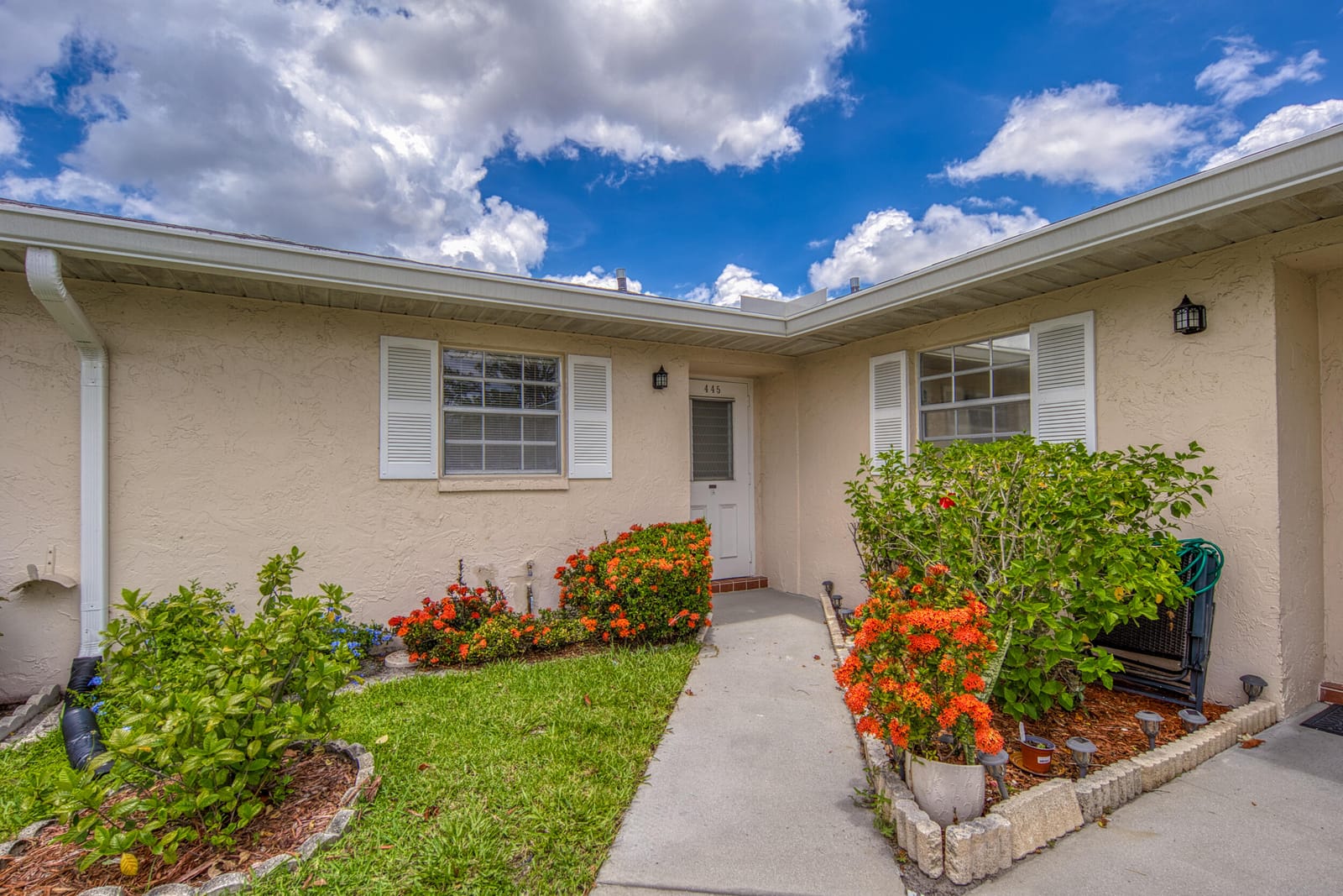 445 Franconia Circle, Lake Worth, FL 33467