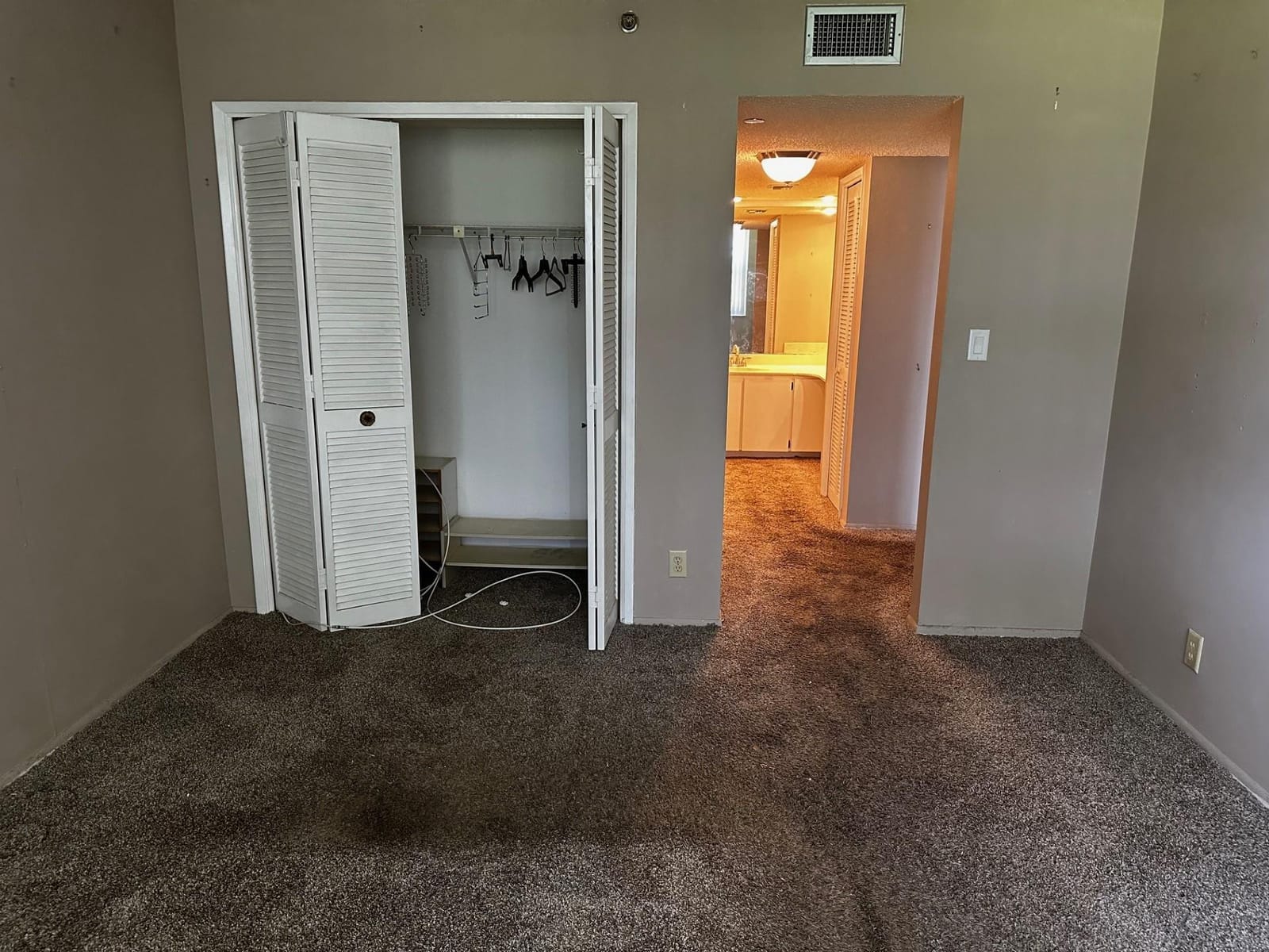 3520 Oaks Way 204 — photo 12
