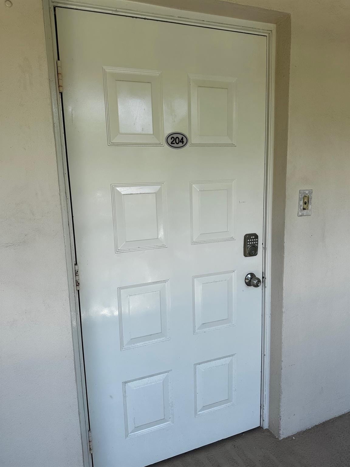 3520 Oaks Way 204 — photo 4