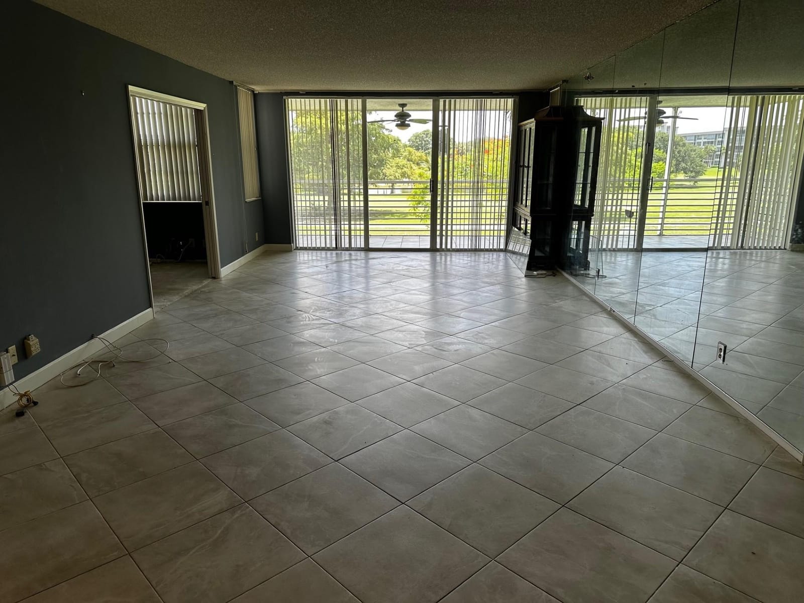3520 Oaks Way 204 — photo 7