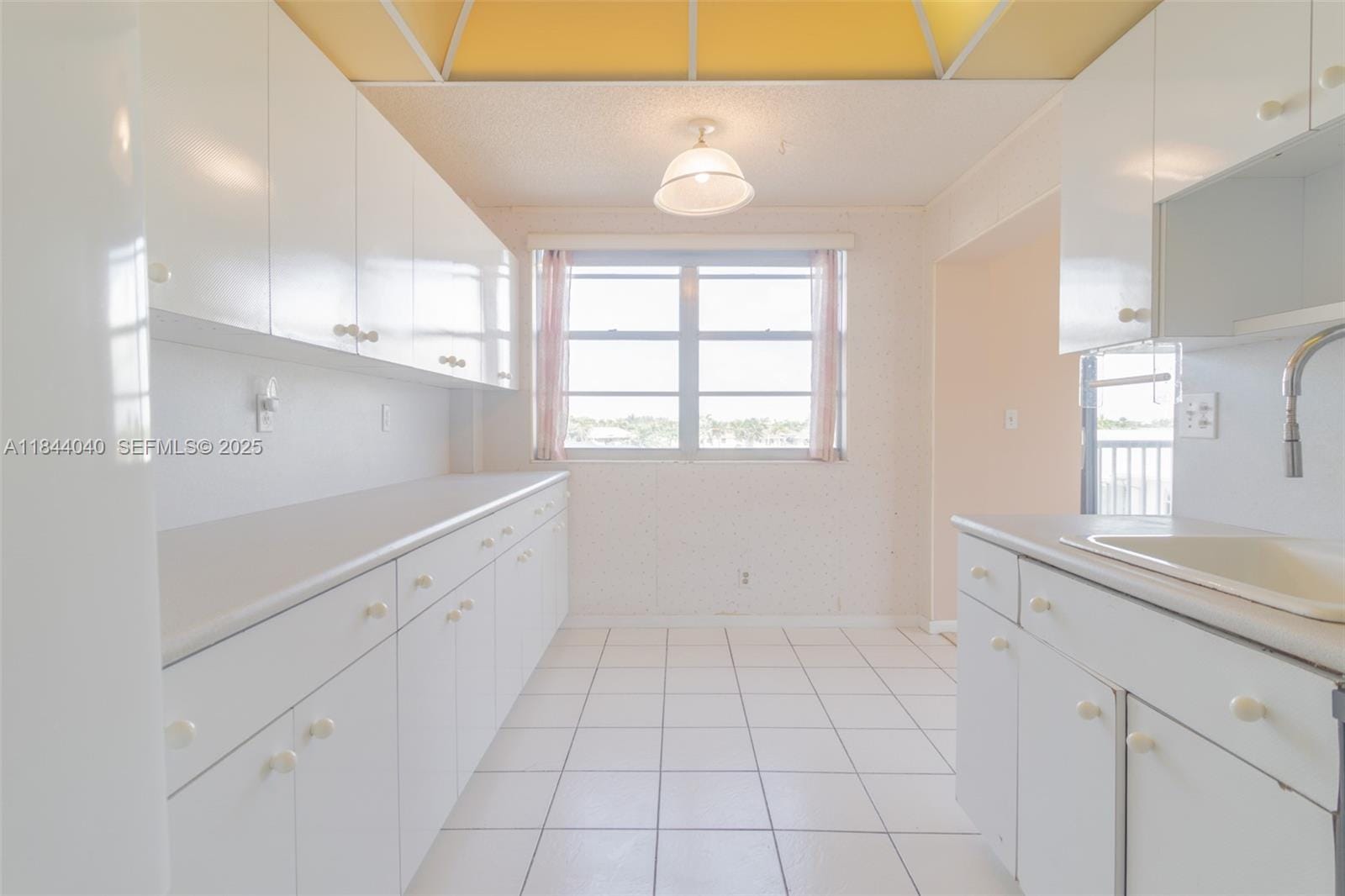 3161 S Ocean Drive 401, Hallandale Beach, FL 33009 photo 12