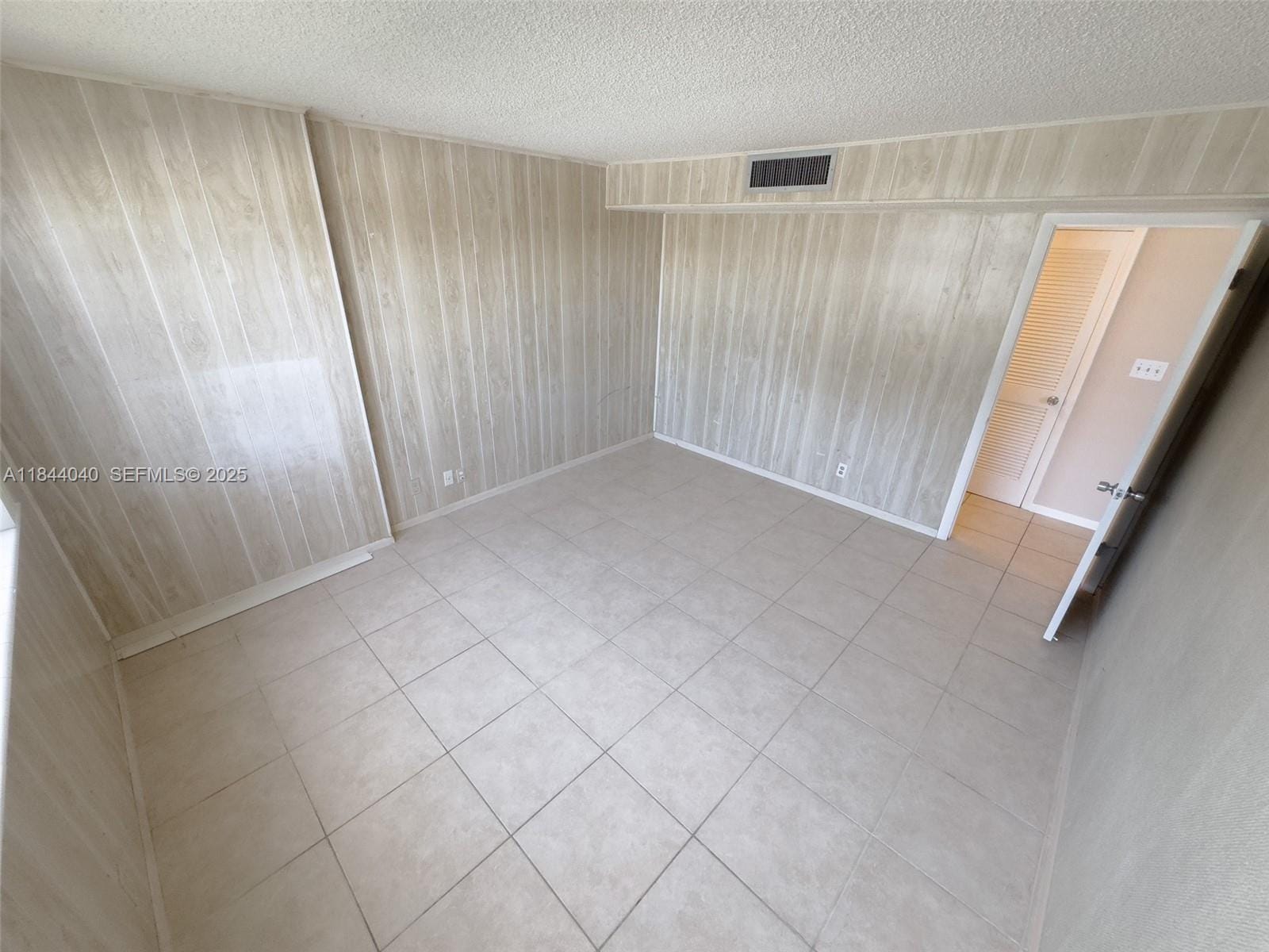 3161 S Ocean Drive 401, Hallandale Beach, FL 33009 photo 24