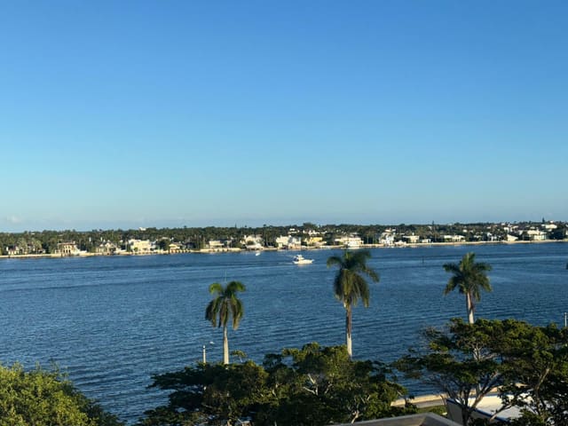 1801 S Flagler Drive 701, West Palm Beach, FL 33401