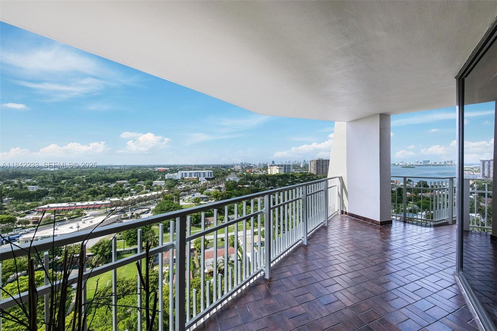 1000 Quayside Terrace TS-11, Miami, FL 33138 photo 21