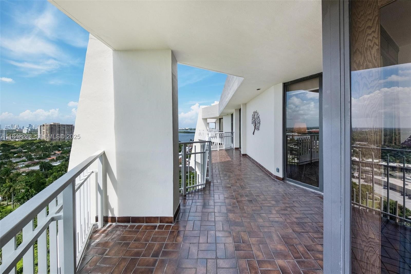 1000 Quayside Terrace TS-11, Miami, FL 33138 photo 22