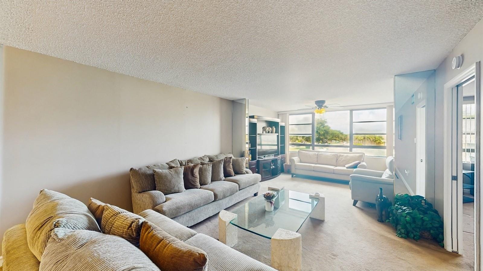 10352 E Clairmont Circle 311, Fort Lauderdale, FL 33321