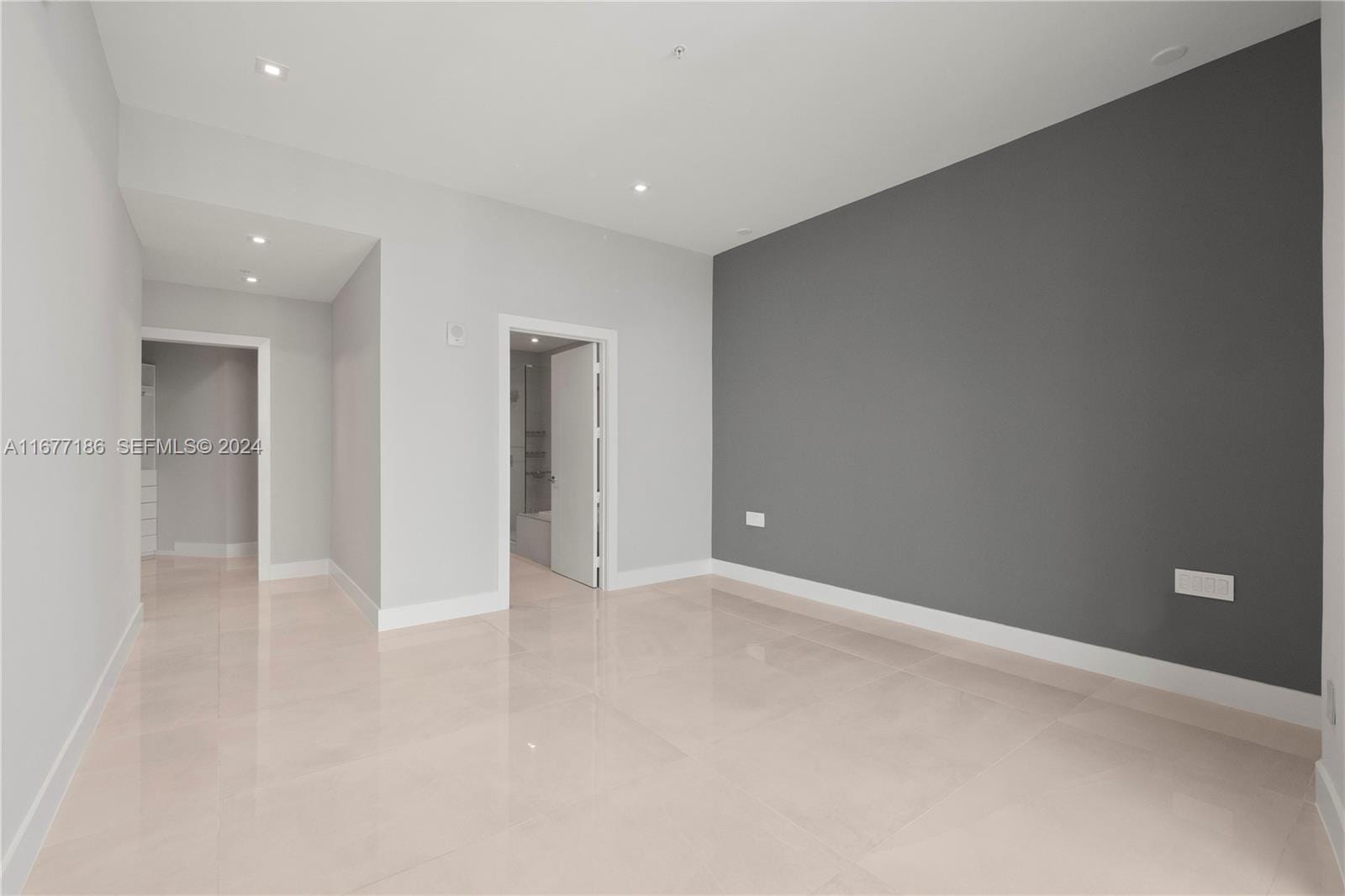 1010 SW 2nd Avenue PH03 — photo 9
