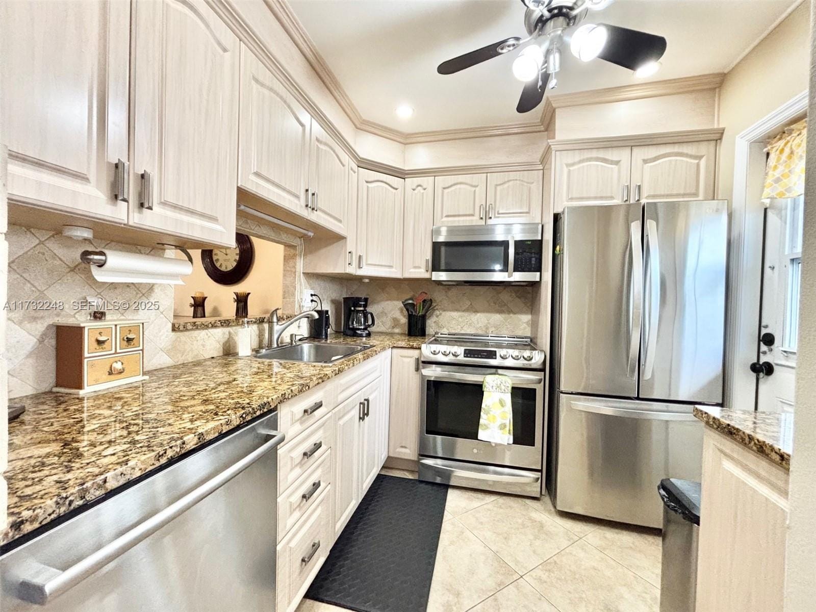 4806 NW 36th Street 501, Lauderdale Lakes, FL 33319 photo 13