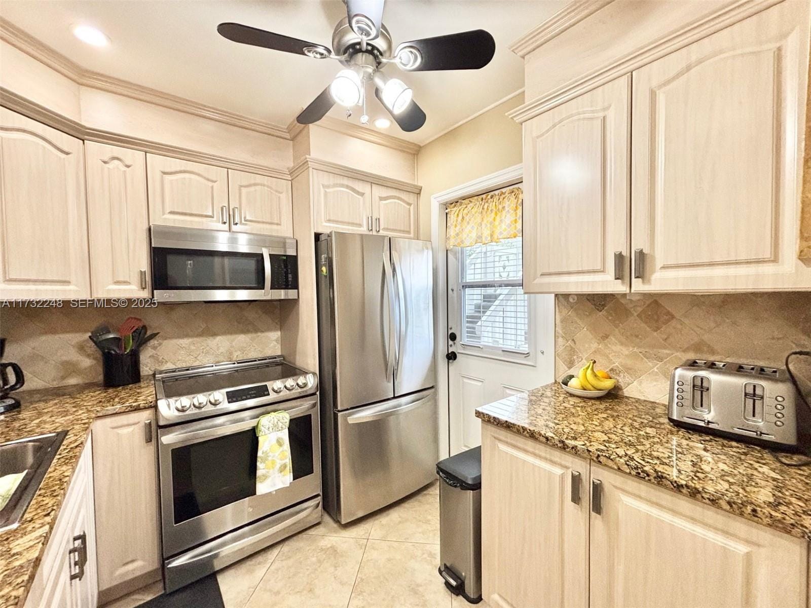4806 NW 36th Street 501, Lauderdale Lakes, FL 33319 photo 14