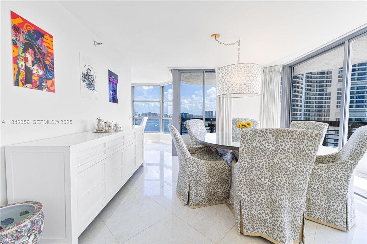3500 Mystic Pointe Drive 2101 — photo 3