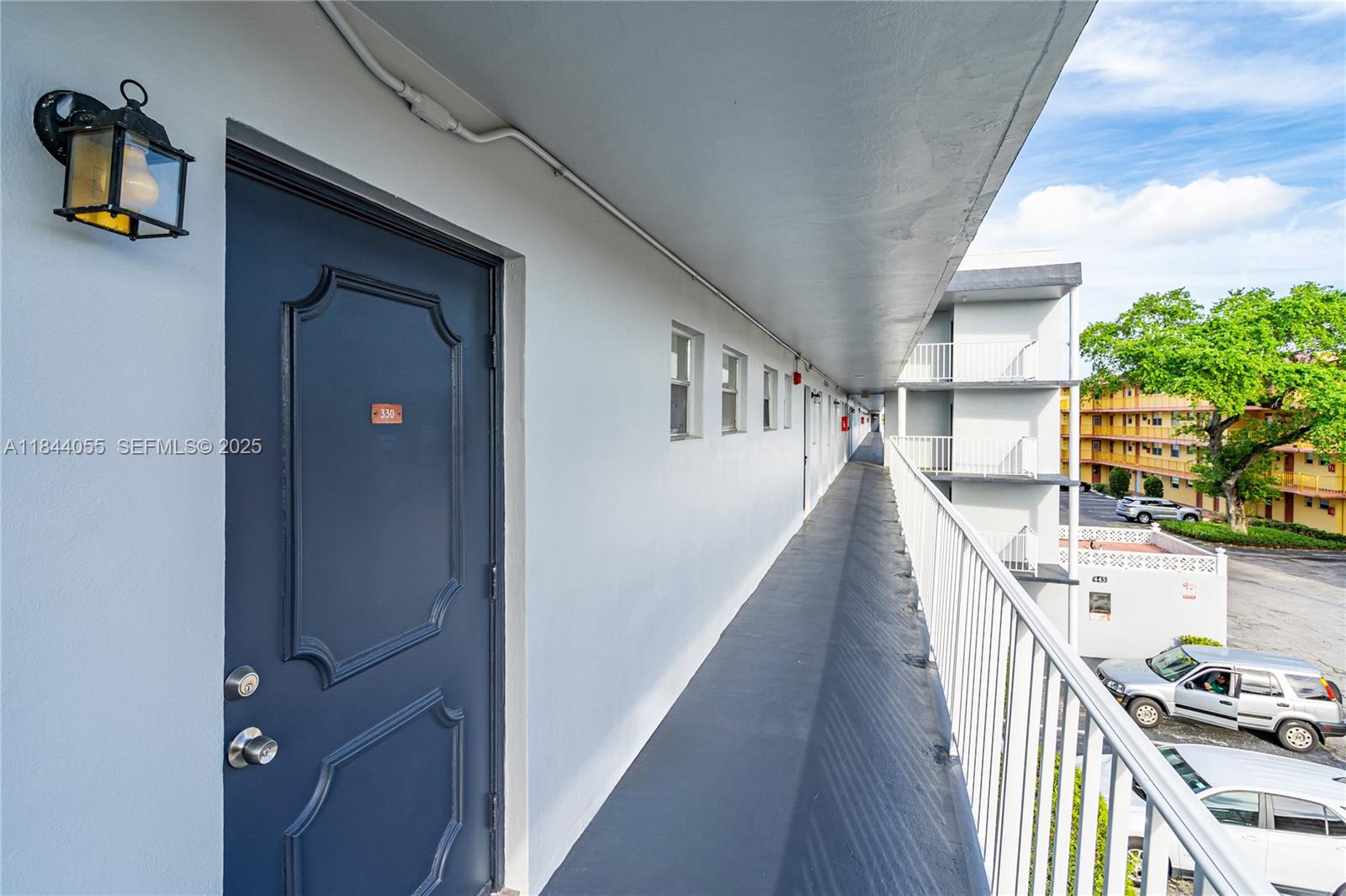 445 NE 195th Street 330, Miami, FL 33179, Miami
