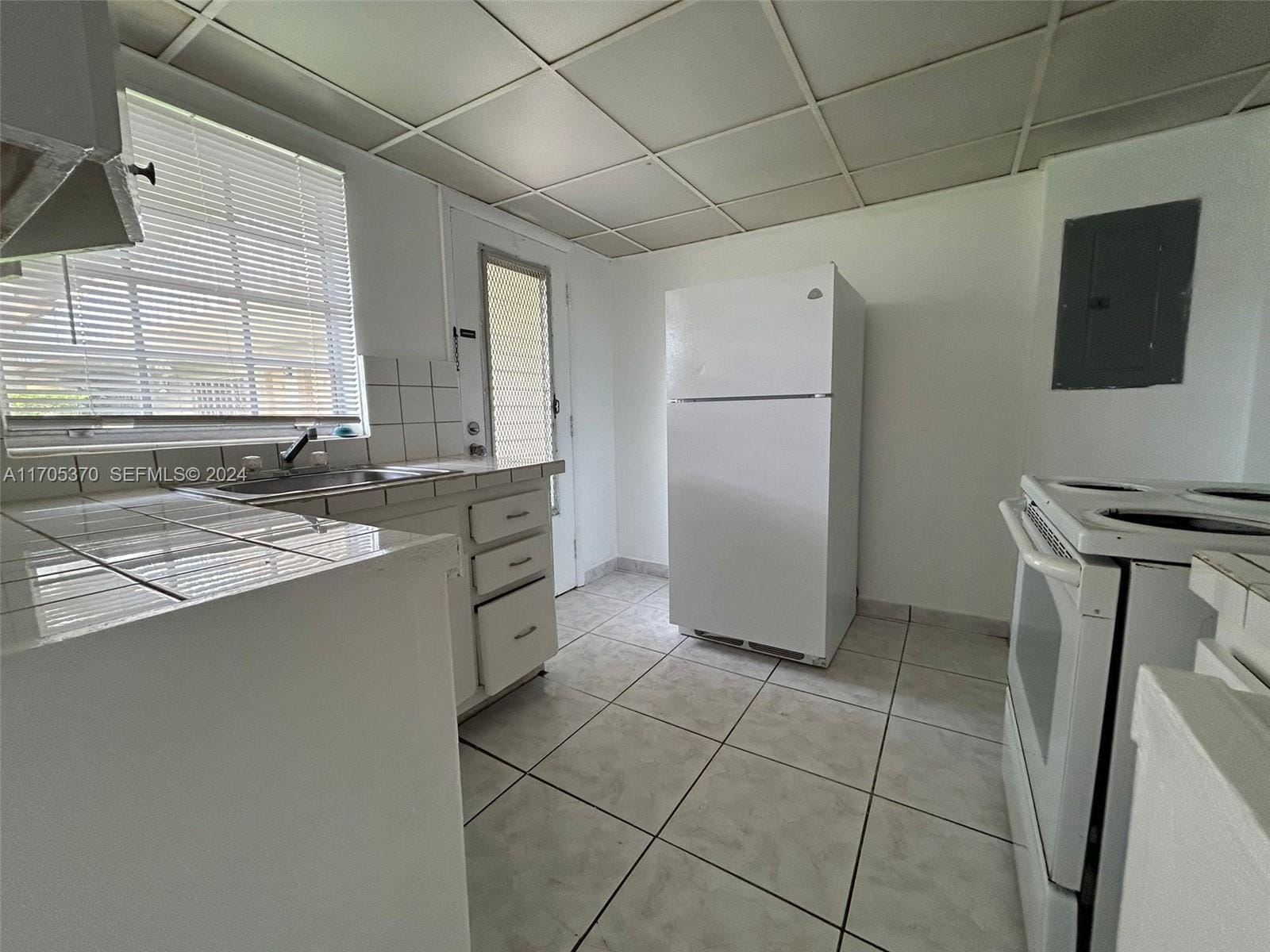 11855 NE 19th Drive 8 — photo 4