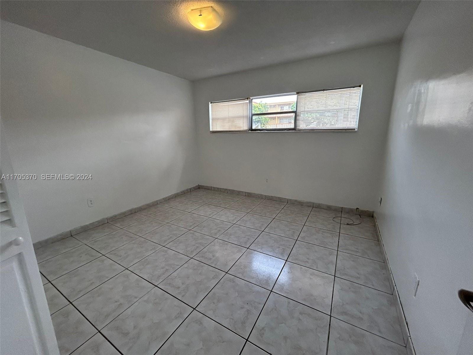 11855 NE 19th Drive 8 — photo 10