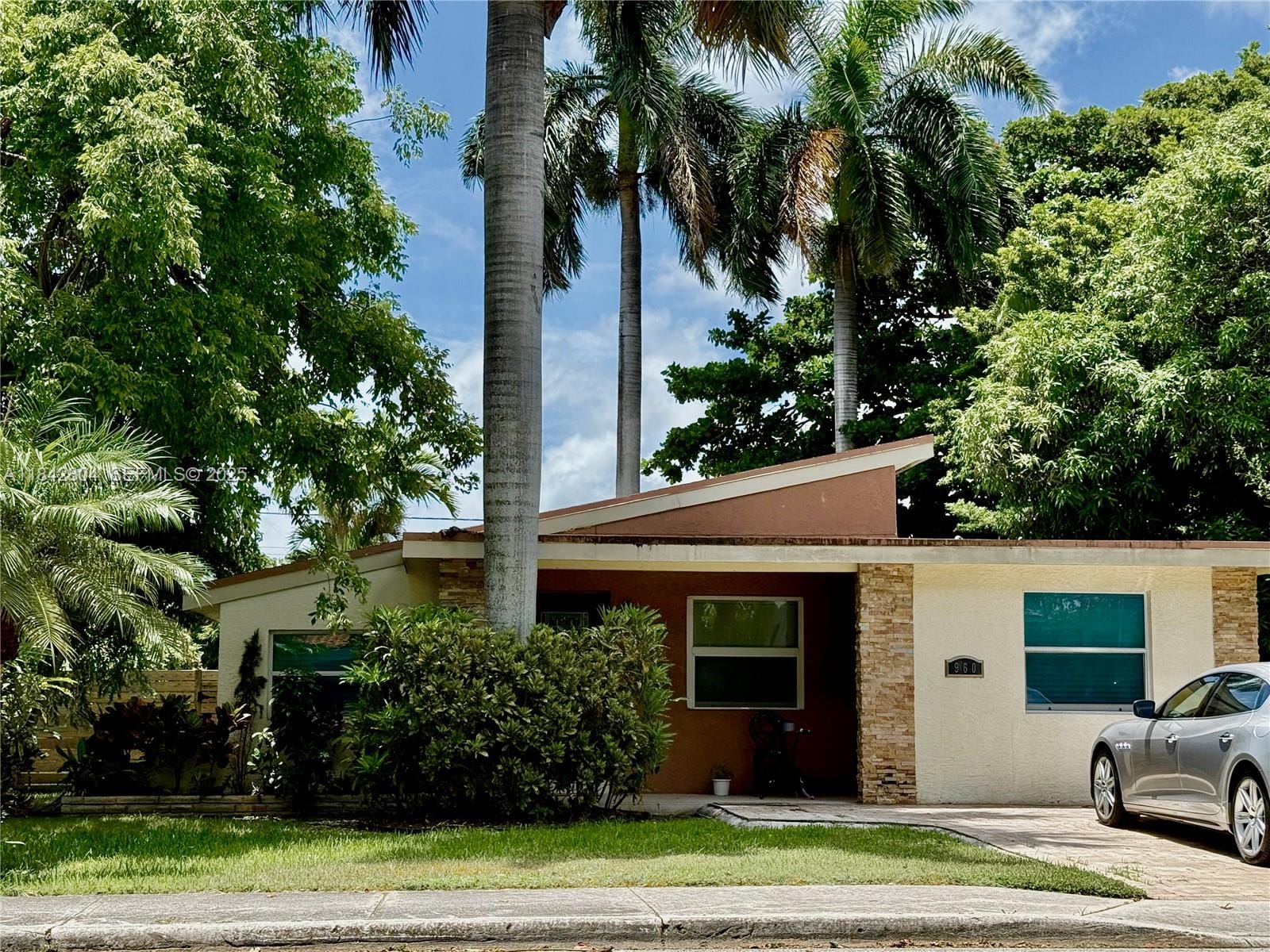 960 NE 82nd Street, Miami, FL 33138