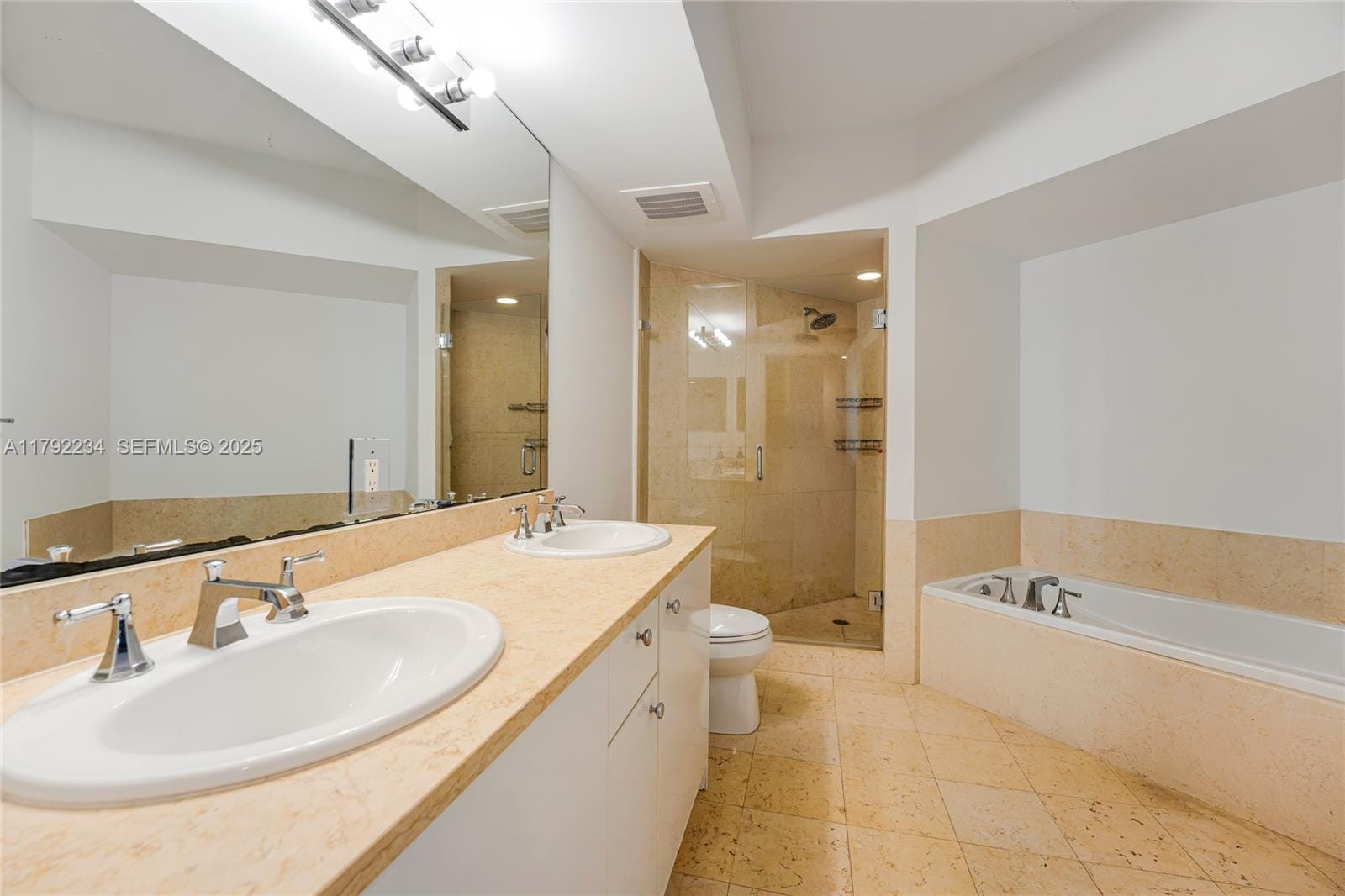 19900 E Country Club Drive 612, Aventura, FL 33180 photo 17